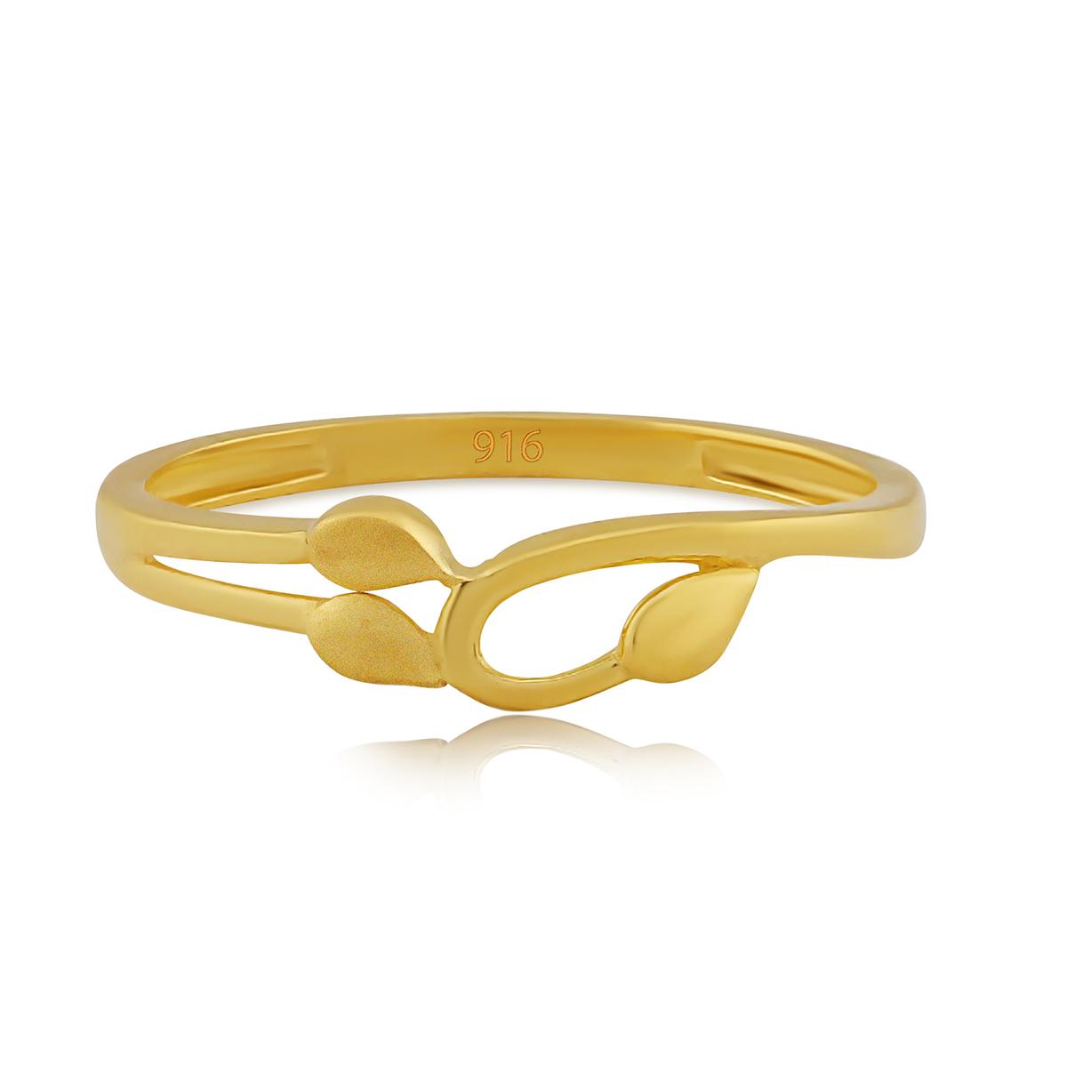 Gold Ladies Ring