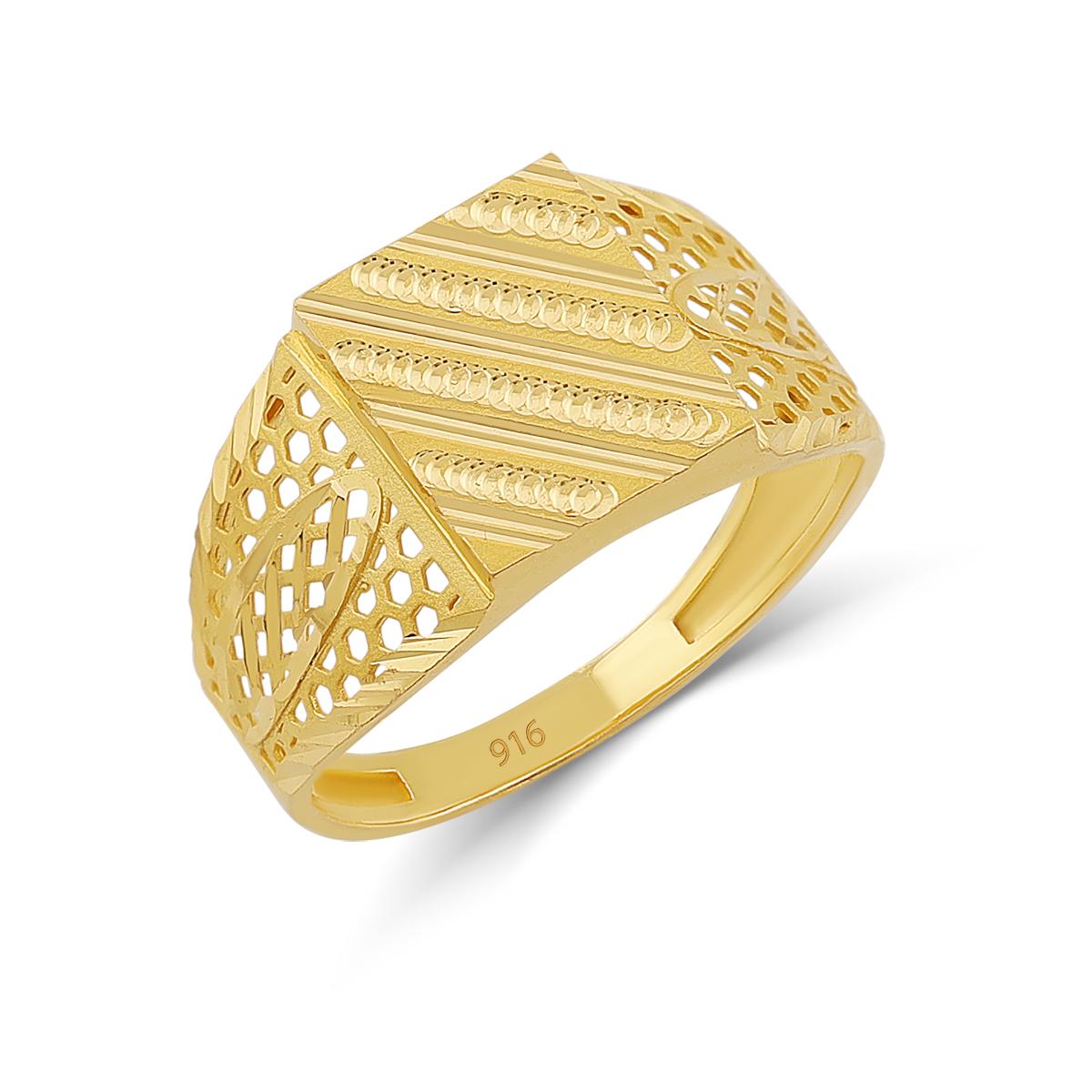 Classic 22ct Gold Men’s Ring Image