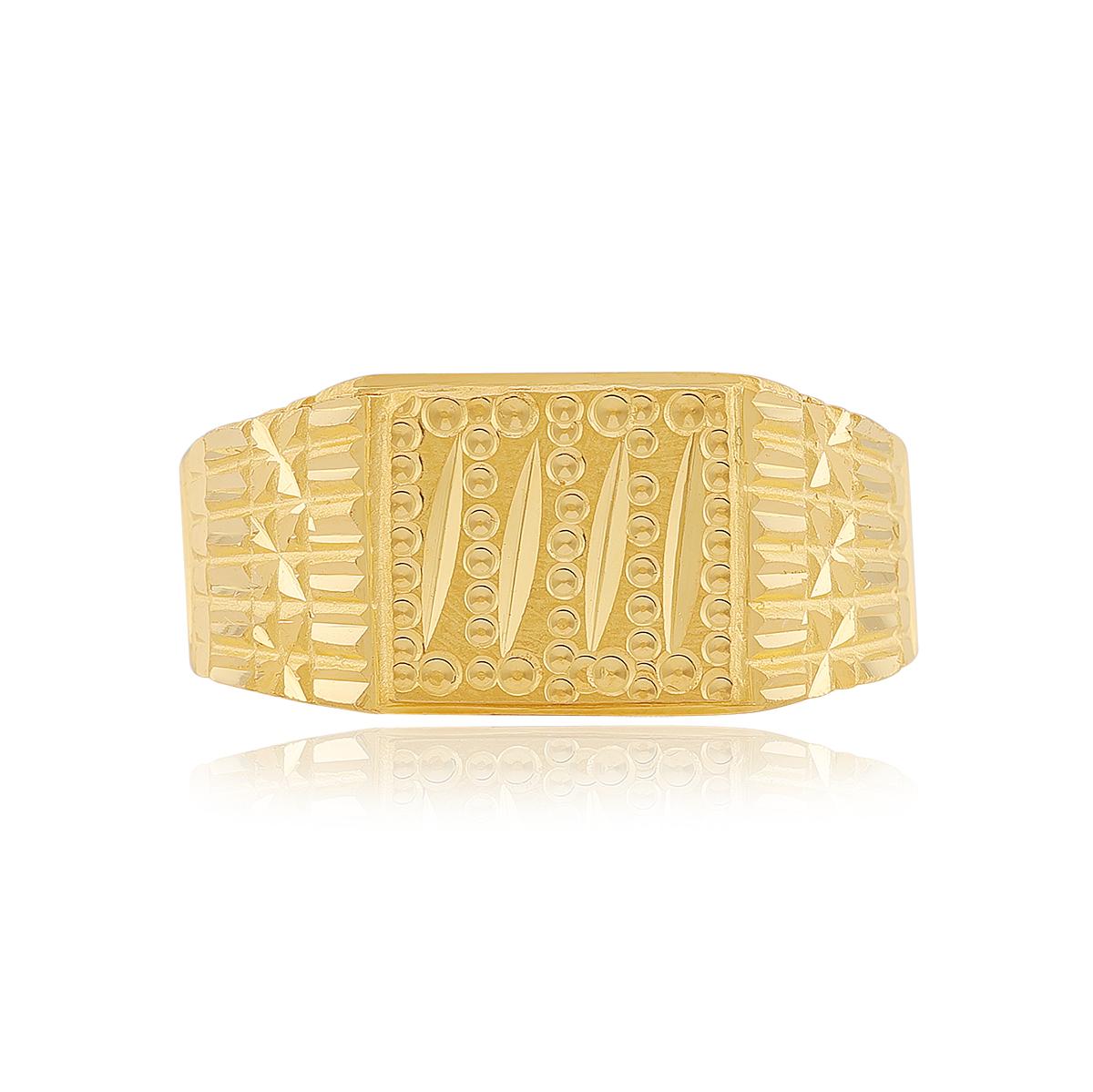 22ct Gold Engraved Gents Ring