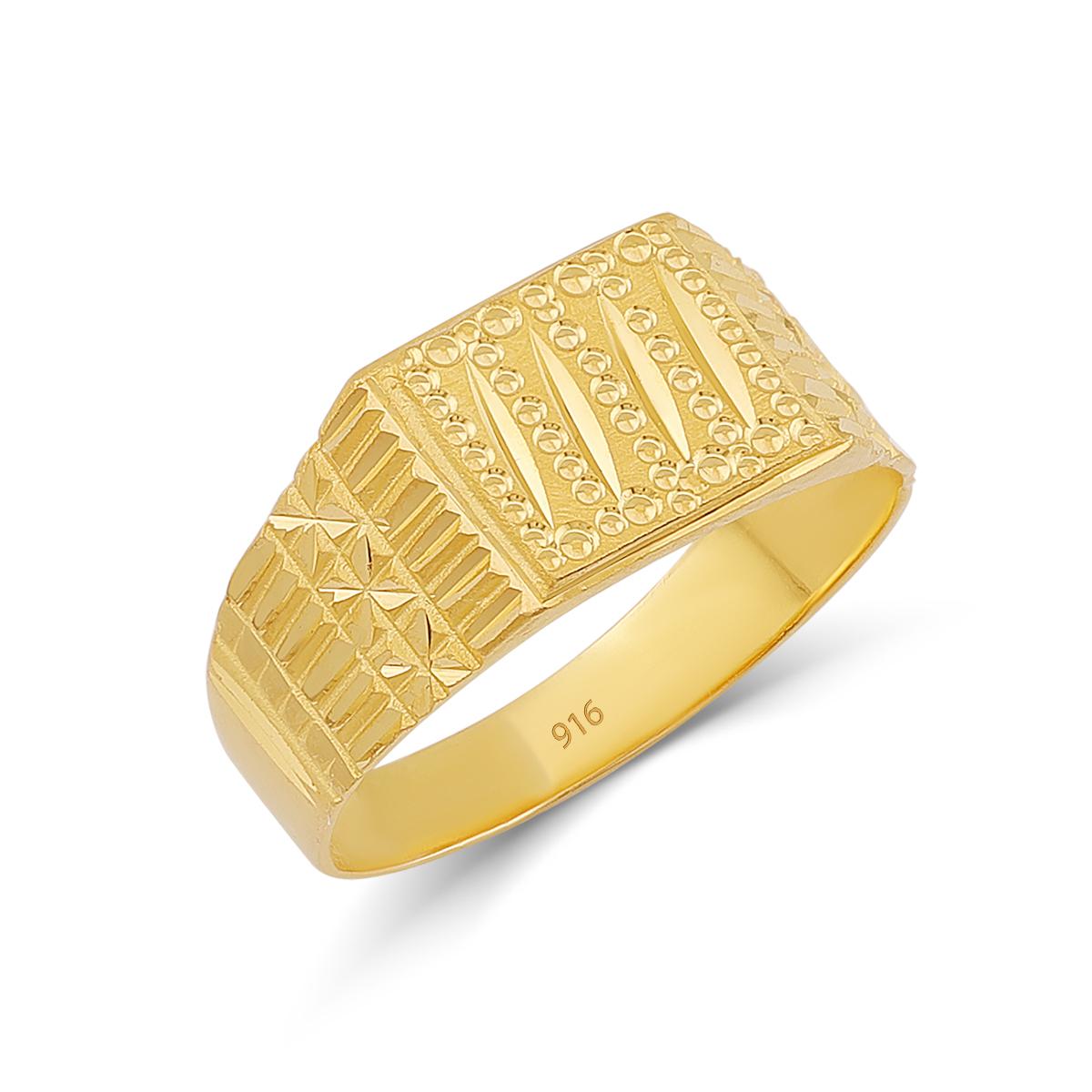 22ct Gold Engraved Gents Ring Image