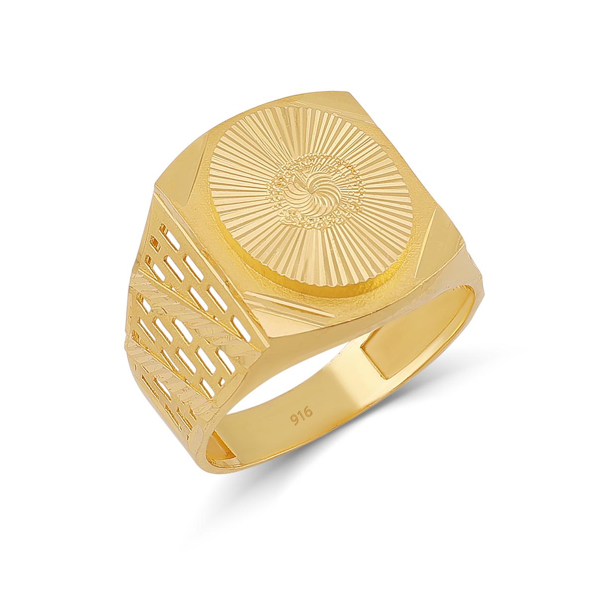 22ct Gold Square Design Men’s Ring Image