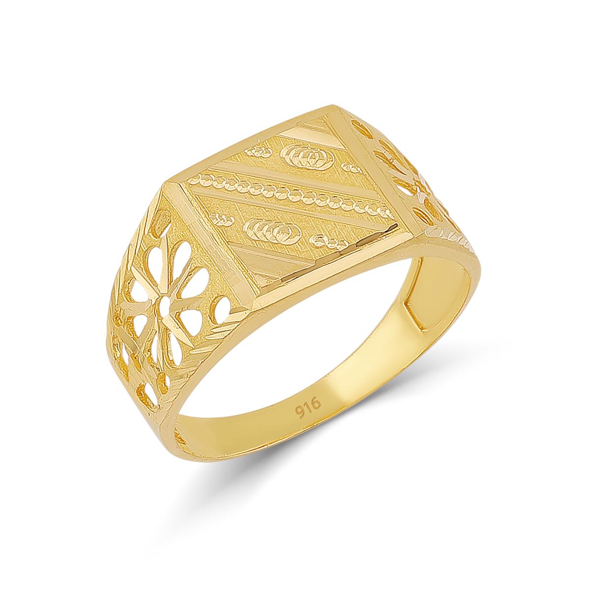 22ct Gold Patterned Gents Ring Image