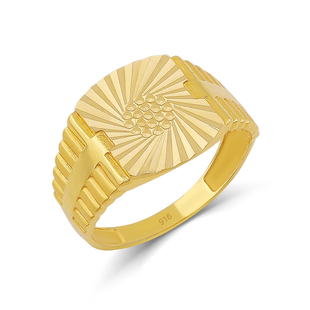 Contemporary 22ct Gold Men’s Band Image