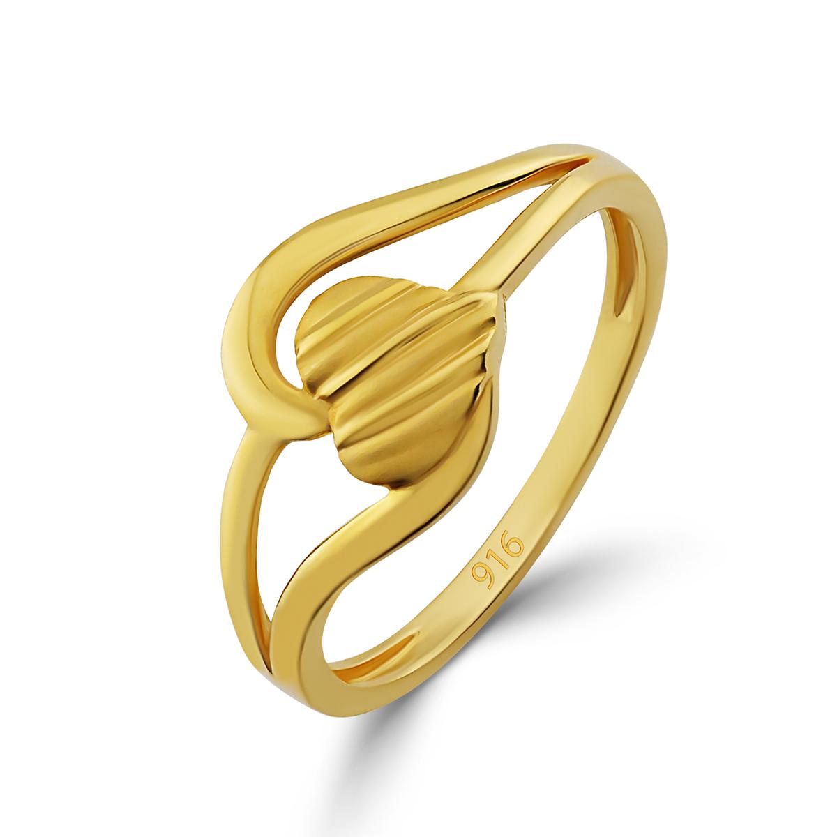 Ladies Gold Heart Ring