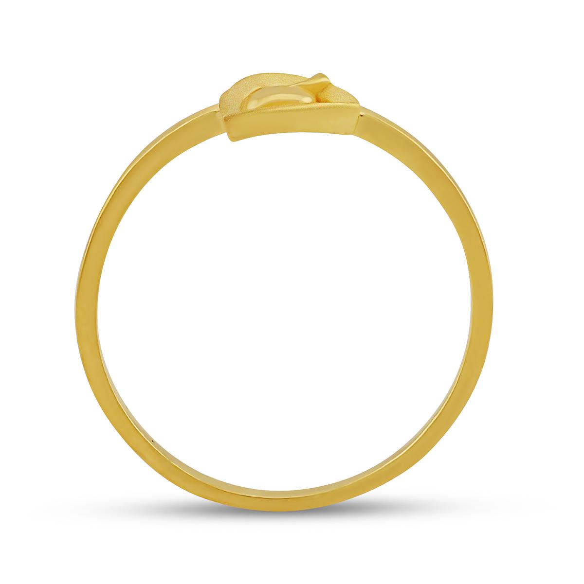 Ladies Gold Ring