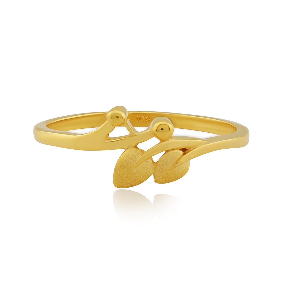 Ladies Gold Ring