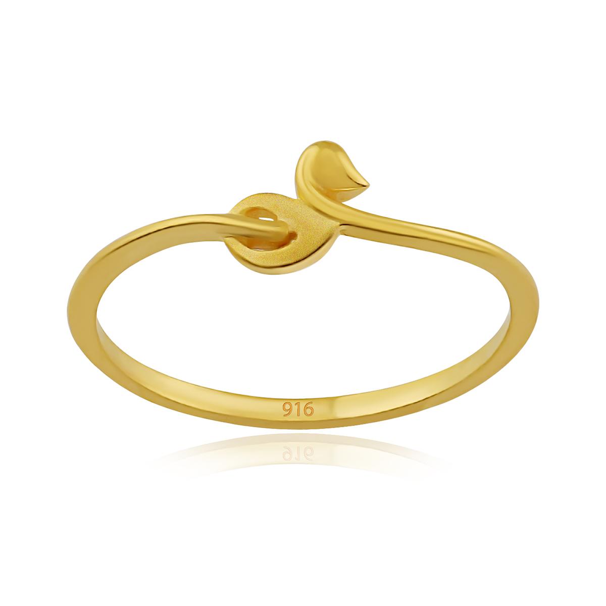 Ladies Gold Ring Image