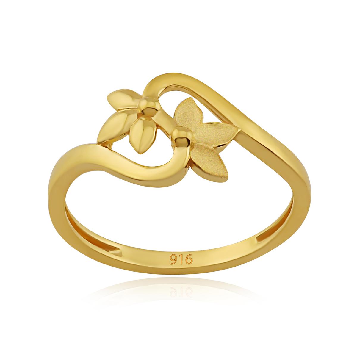 Gold Flower Ring Image