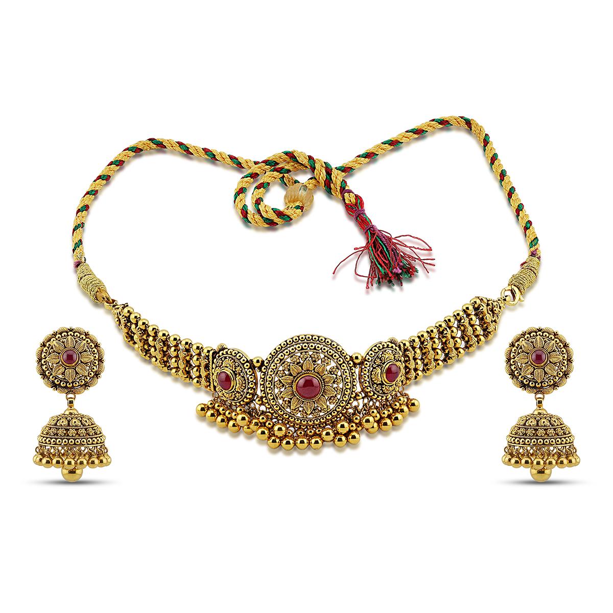 Traditional Choker Set Image
