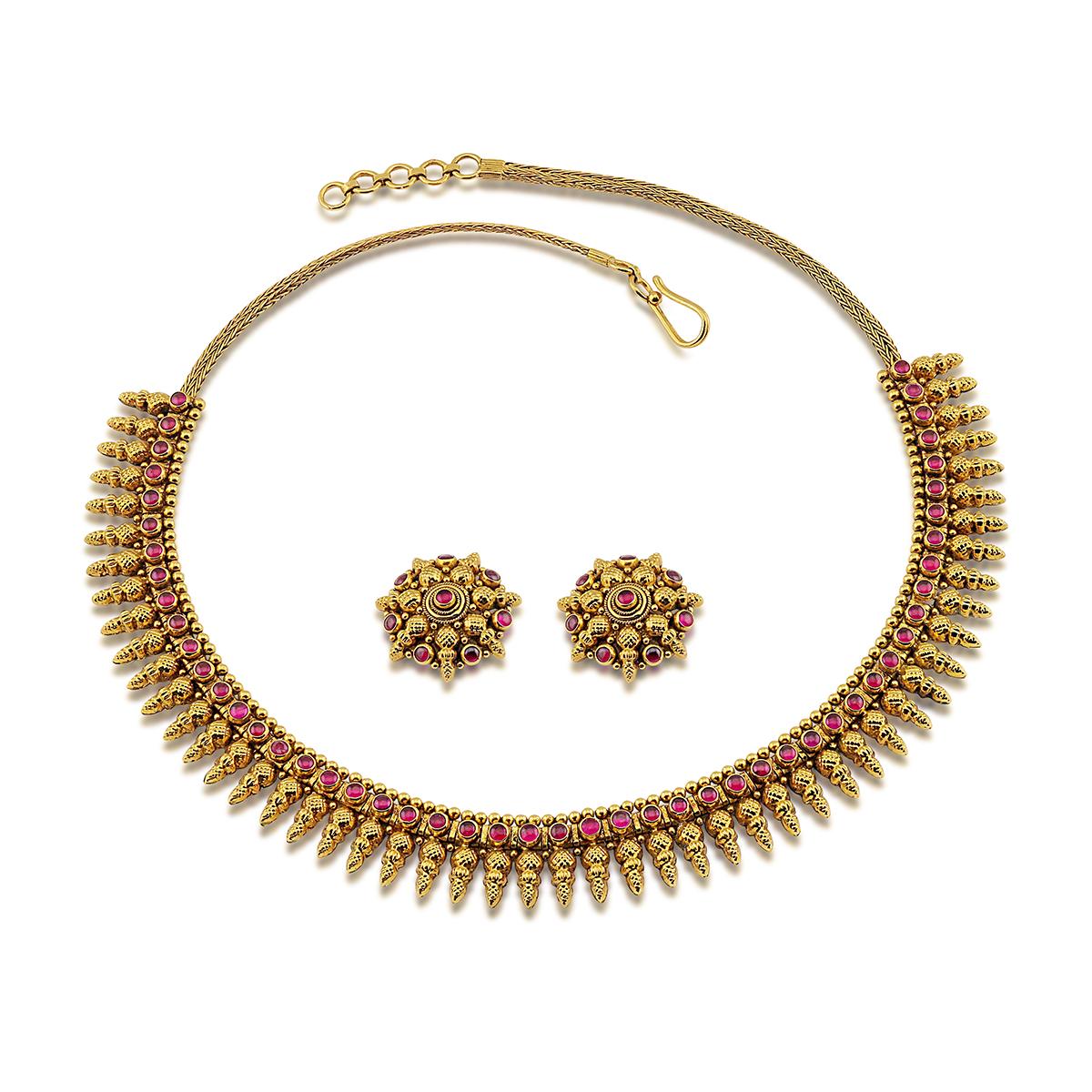 Traditional Spike Necklace Image