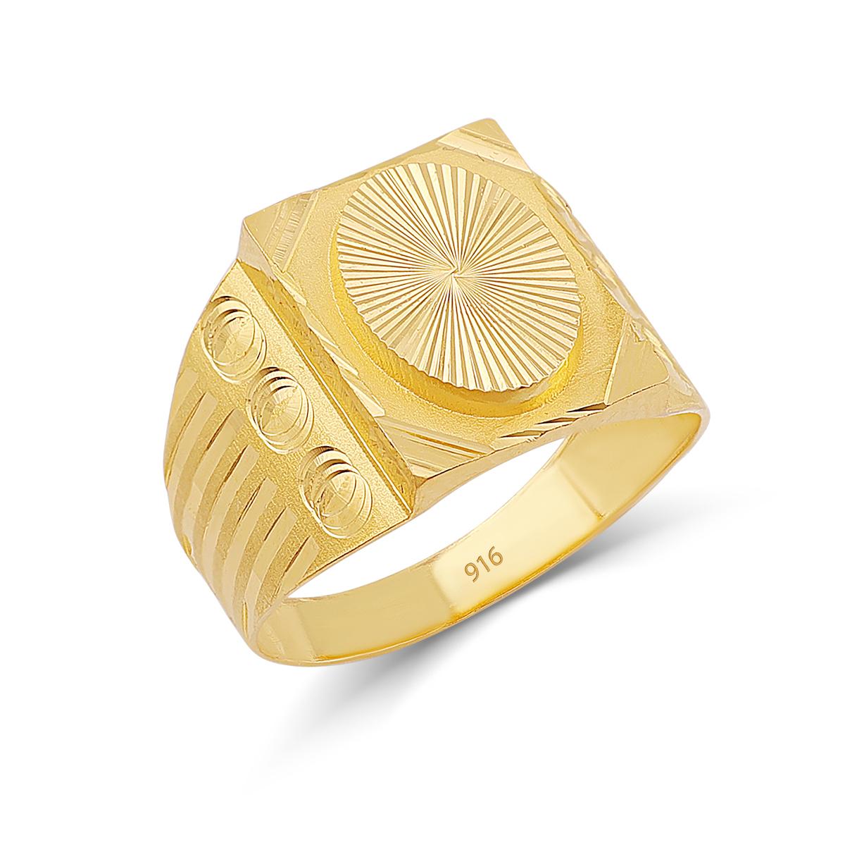 Elegant 22ct Gold Men’s Ring Image